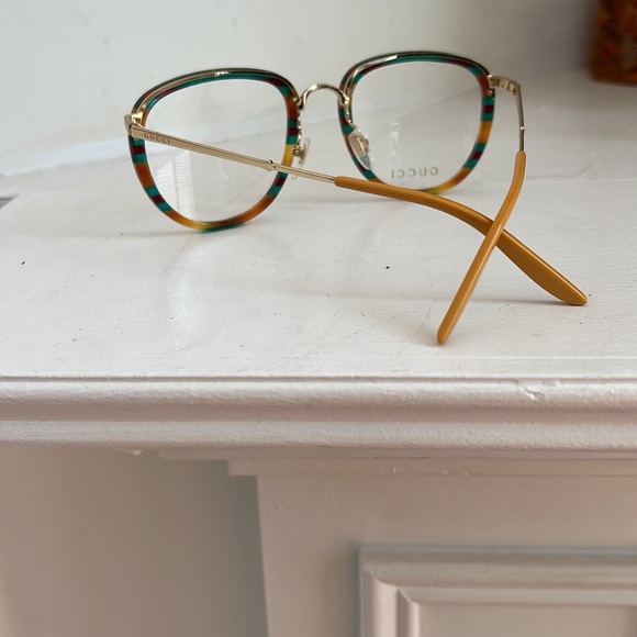Gucci clear lens 🔥🔥🔥 - Picture 3 of 3